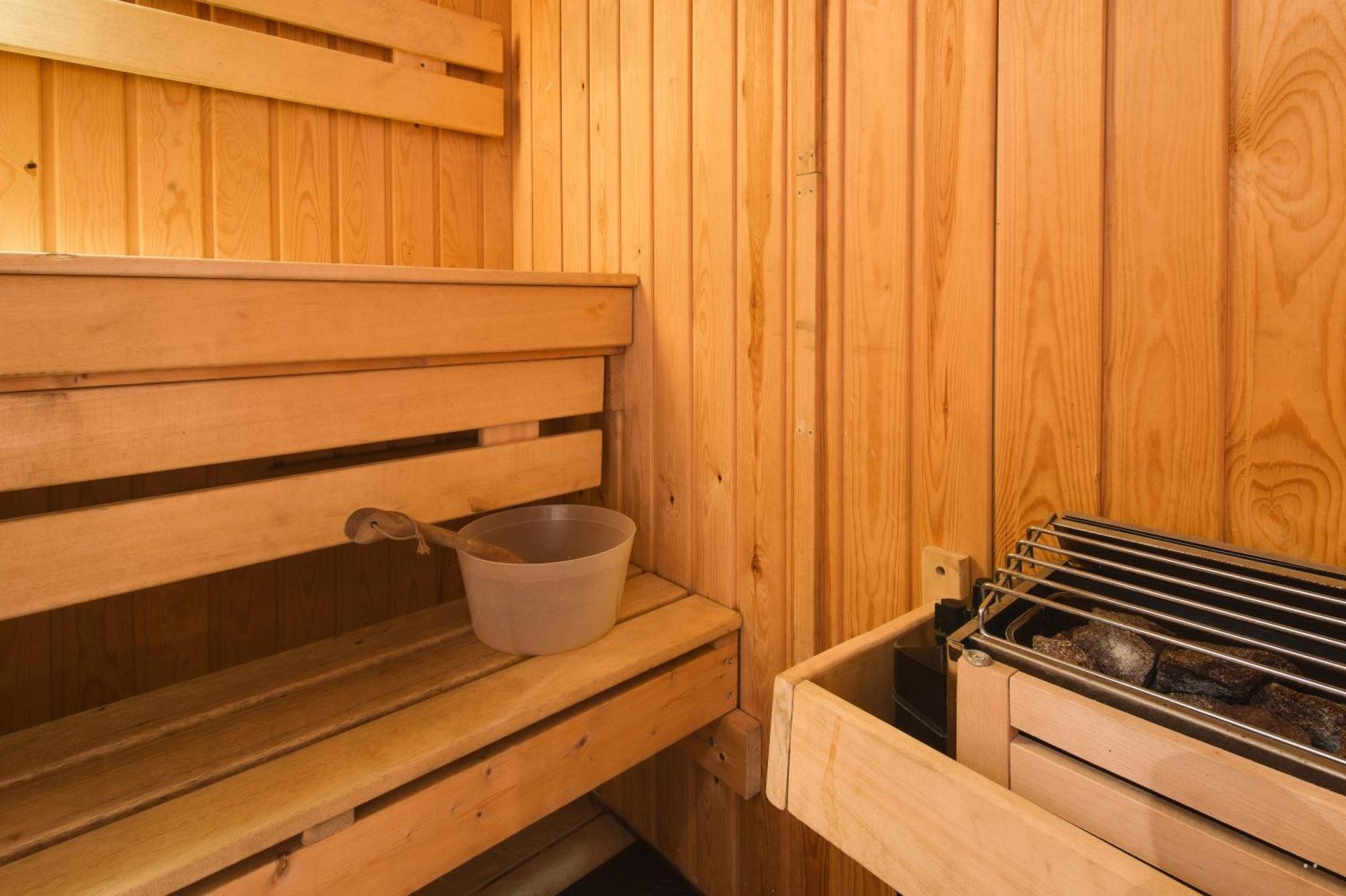 Le Petit Manoir Spa Et Vue Sur Riviere St Maurice Grandes Piles Екстер'єр фото